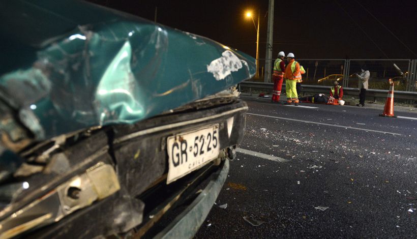 Accidente entre un bus y un vehículo deja 2 muertos y 40 lesionados en Magallanes
