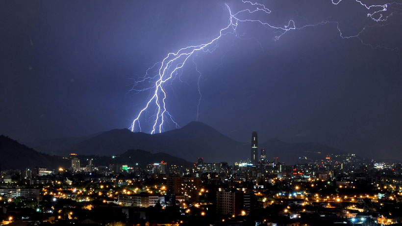 Se esperan tormentas eléctricas entre Coquimbo y O'Higgins