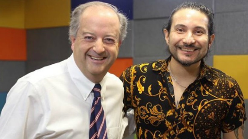 Felipe Avello comparte foto con el ministro Monckeberg y sus seguidores reviven chiste porque tienen la misma edad