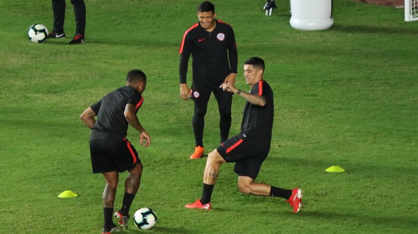 Copa América: Vidal jugará ante Uruguay y Alexis entrenó con normalidad