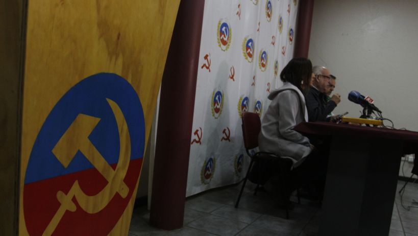 Partido Comunista denunció millonarios robos en sedes de Santiago y Calama