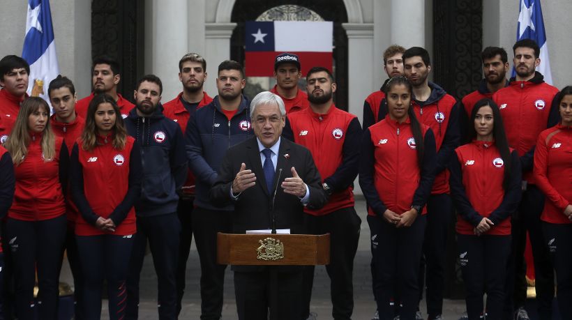Piñera recibió a los deportistas de los Juegos Panamericanos: 