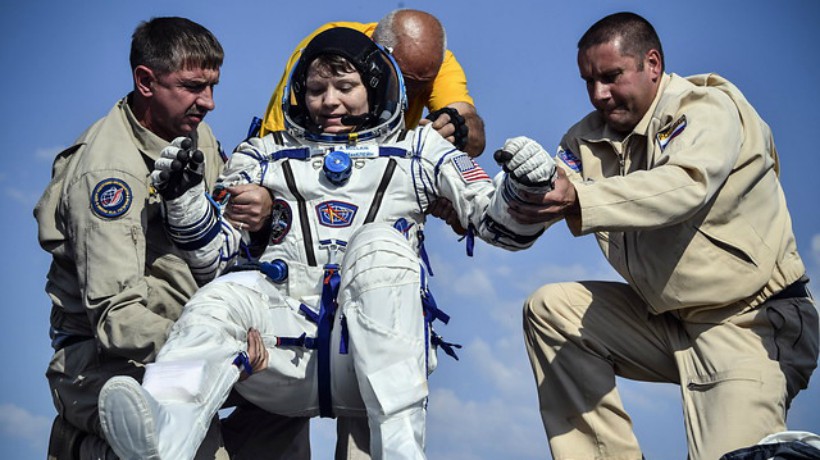 Prestigiosa astronauta es acusada de cometer el posible primer delito en el espacio