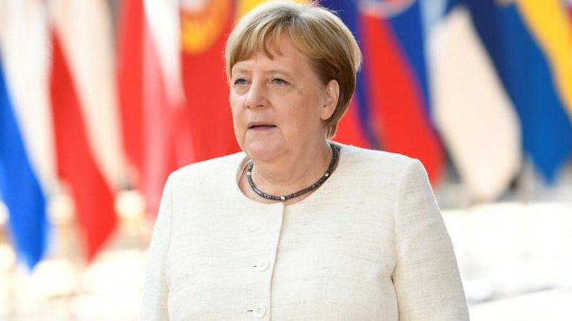 Merkel elogia a jóvenes activistas anunciando gran inversión contra el cambio climático