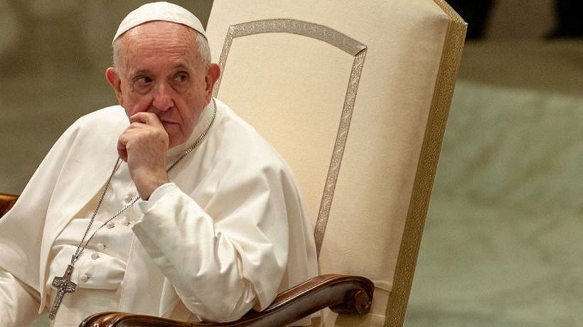 Papa advierte a sacerdotes ante la tentación de hacer 