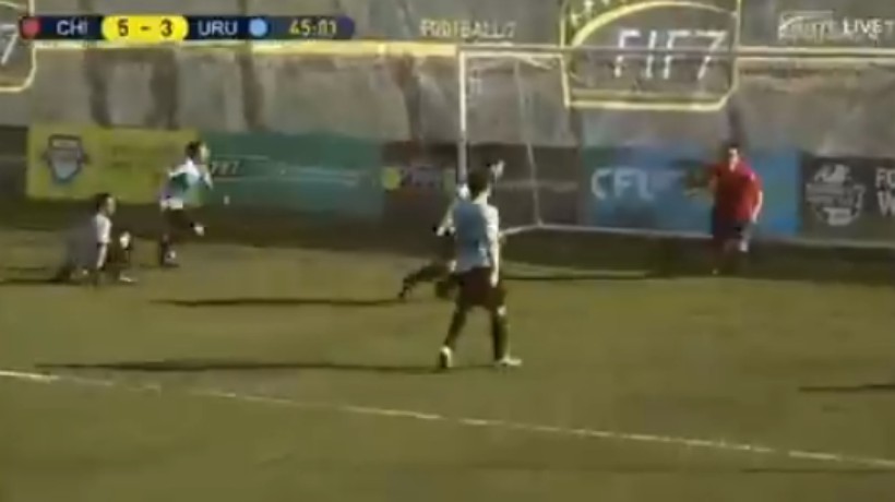 [VIDEO] Mundial de Fútbol 7: gol de pichanga de barrio desató la furia de uruguayos contra chileno