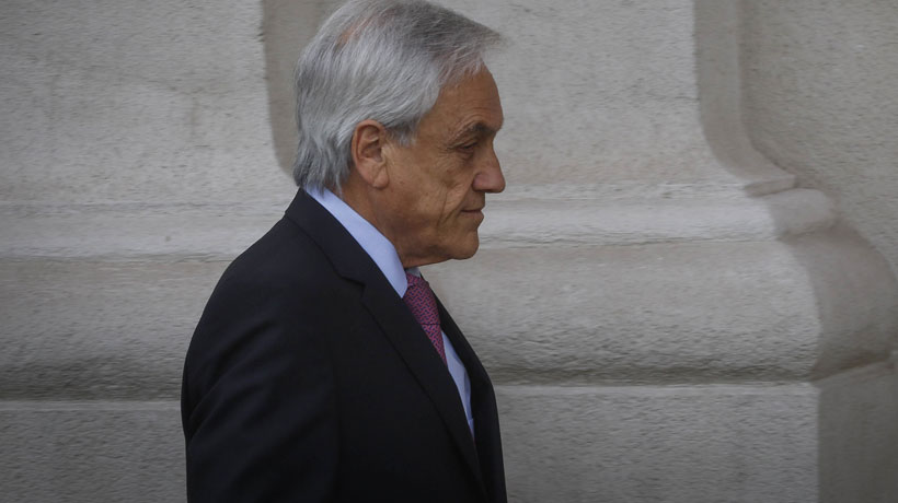 Criteria: desaprobación a Piñera cayó 10 puntos y registró 55%