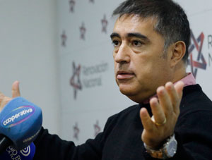 Cubillos cuestionó a parlamentarios por solicitud de 