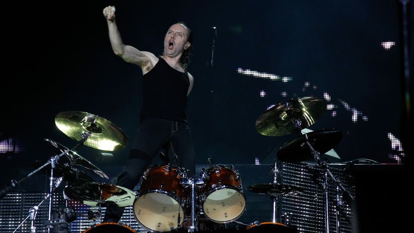 Metallica ganó juicio a chileno y podrá vender sus productos en el país