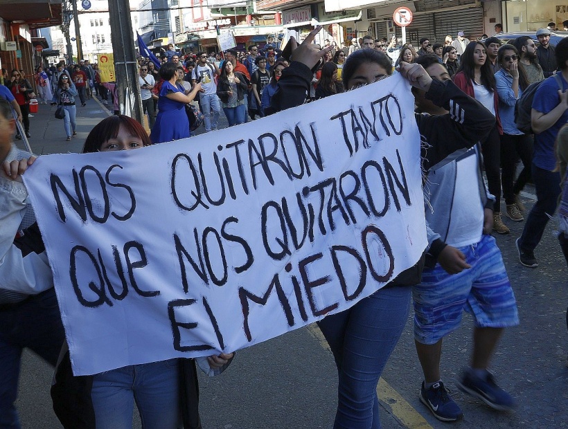 Image result for manifestaciones en Santiago nos estan matando