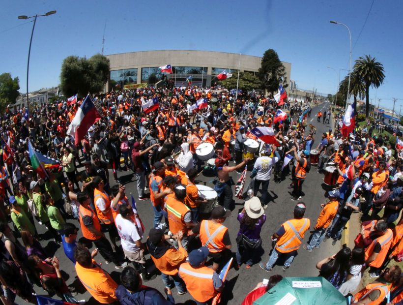 En la Gobernación se realizó un acto cultural. (Foto: Sócrates Orellana).