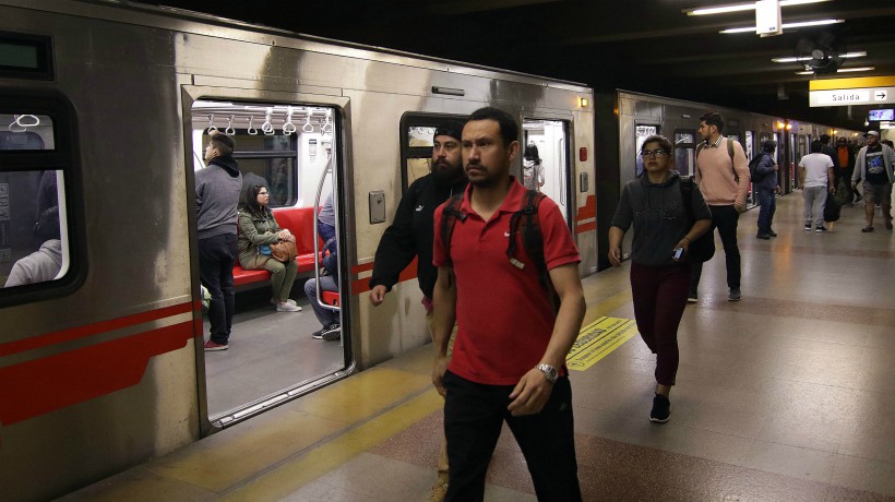 Metro sumará cuatro estaciones para el traslado de pasajeros mañana