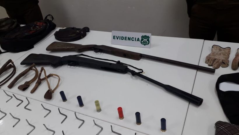 Parte del armamento encontrado.