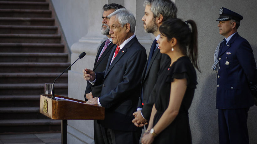 Piñera citó al Consejo de Seguridad Nacional y anunció 10 medidas con endurecimiento de penas a encapuchados y barricadas