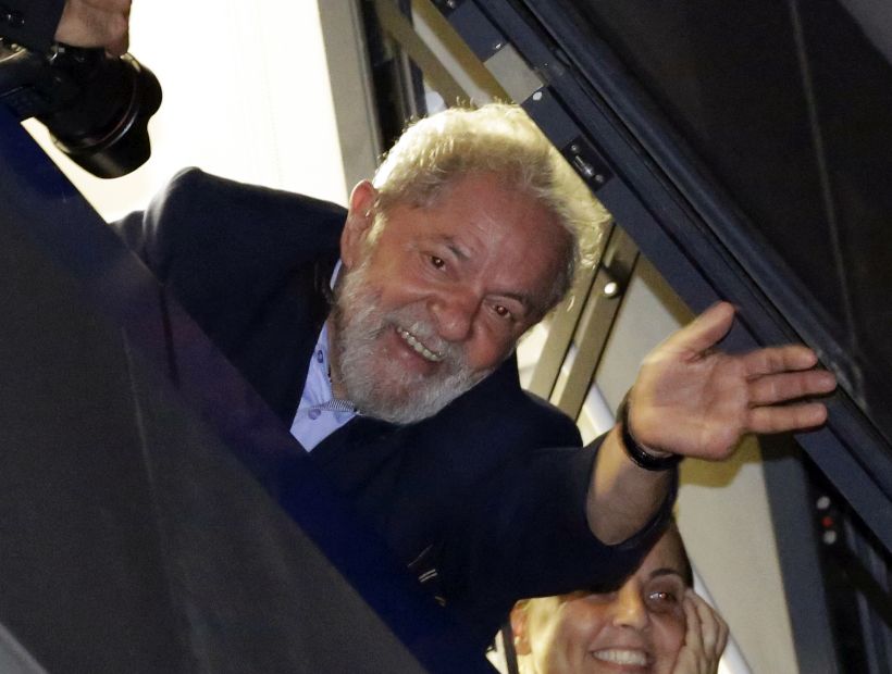 Juez ordenó liberar de la cárcel al ex Presidente de Brasil Lula da Silva