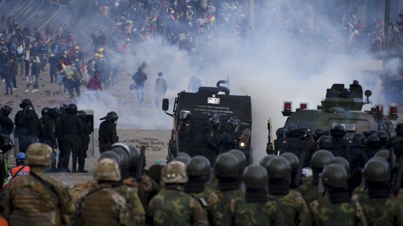 Al menos cinco muertos y 22 heridos dejan las manifestaciones en Bolivia