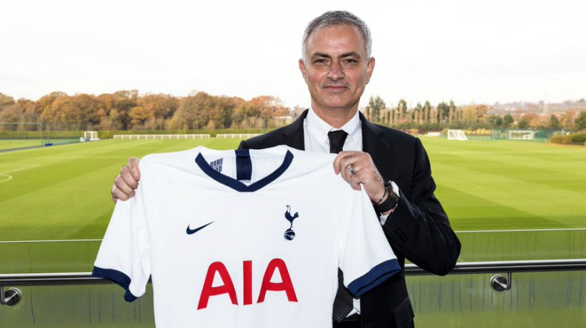 Mourinho fue oficializado como nuevo técnico del Tottenham