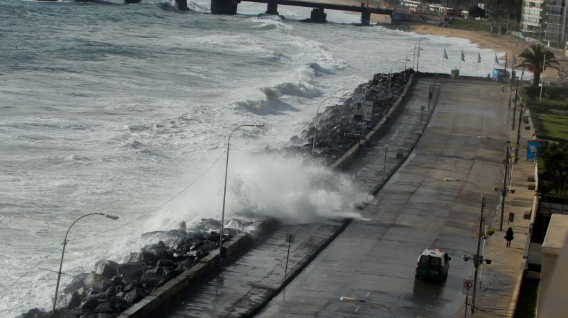 Olas de hasta 4 metros: emiten alerta de marejadas para las costas del país
