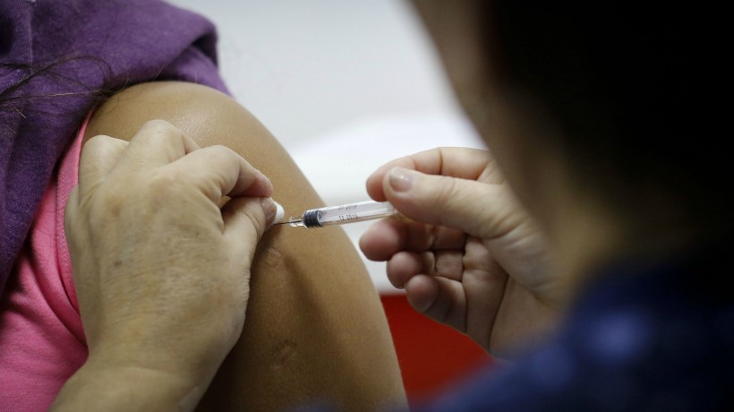 Seremi de Salud RM alertó a turistas por brote de sarampión en Buenos Aires