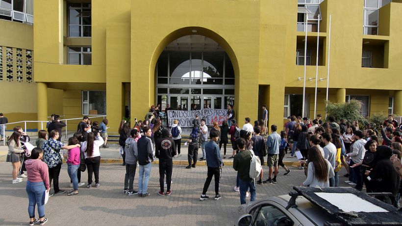 Estudiantes que rindieron PSU entre protestas podrían optar a dar nuevamente el examen