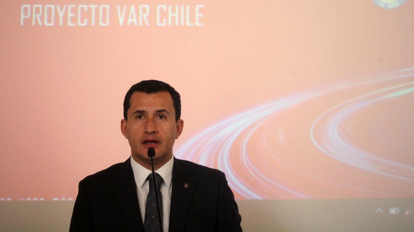 Presidente de la comisión de árbitros defendió el uso del VAR en el fútbol nacional