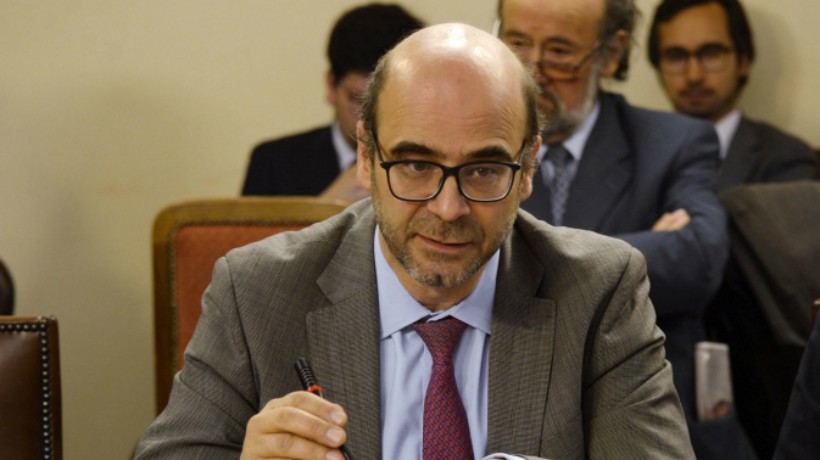 Fernando Atria registra su nuevo partido político en el Servel