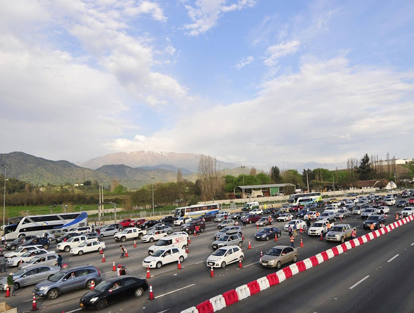 Fin de las vacaciones: 300 mil vehículos retornarán a Santiago