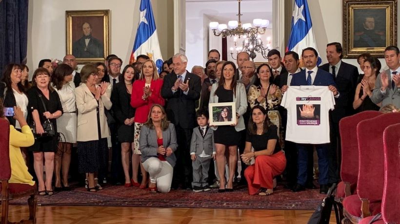 Piñera promulgó la Ley Gabriela que amplía el alcance de las penas por femicidio