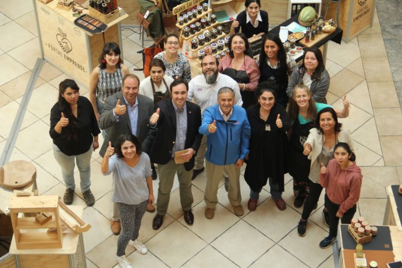 Sercotec y Mall Portal Temuco apoyan a emprendedoras ...