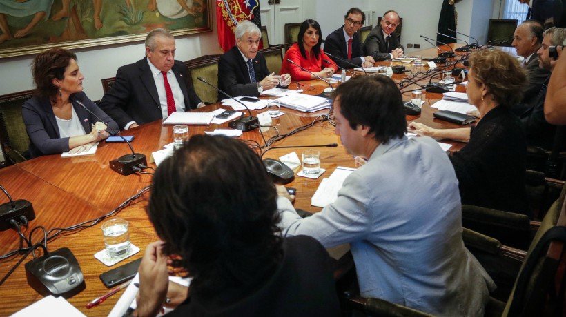 Presidente Piñera lidera reunión de coordinación interministerial por Covid-19