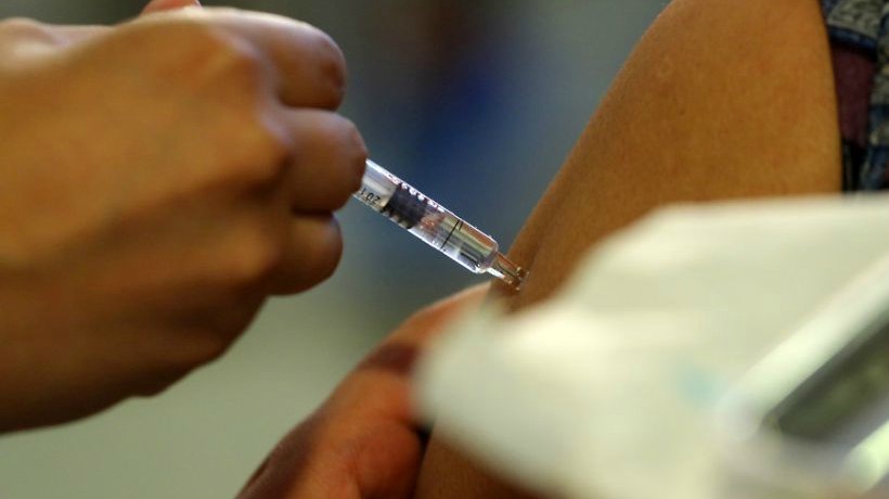 51% de los adultos mayores ya fue vacunado contra la influenza
