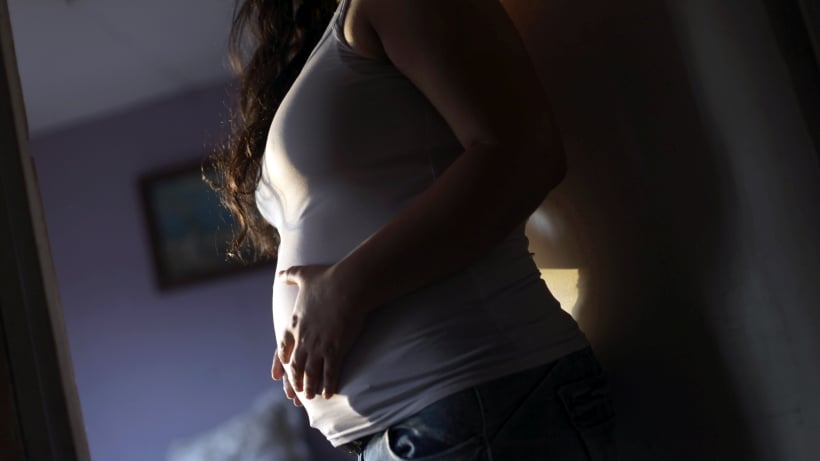 Matronas emplazan al Minsal a no olvidarse de las embarazadas en la pandemia