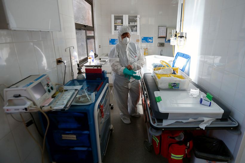 Minsal reportó 2.660 casos nuevos de contagio: alza fue de casi 60% y total superó las 34 mil personas