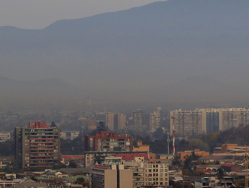 Alerta Ambiental en la Región Metropolitana regirá este domingo por segundo día consecutivo