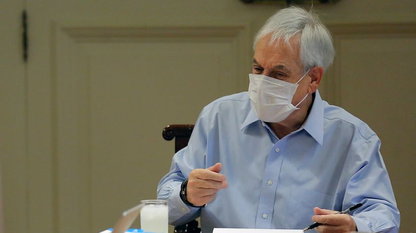 Presidente Piñera promulgó reforma que rebaja sueldos de autoridades
