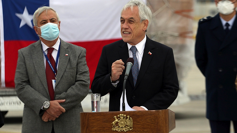Piñera valoró esfuerzos públicos y privados apuntando a que sin ellos el sistema de salud 