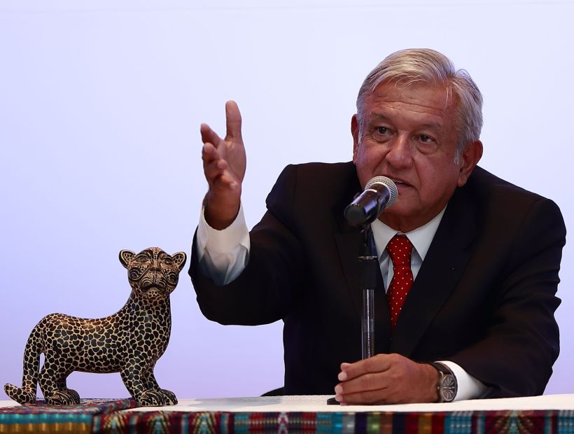 Presidente mexicano generó revuelo luego de descartar realizarse test de Covid-19 pese a casos en su equipo