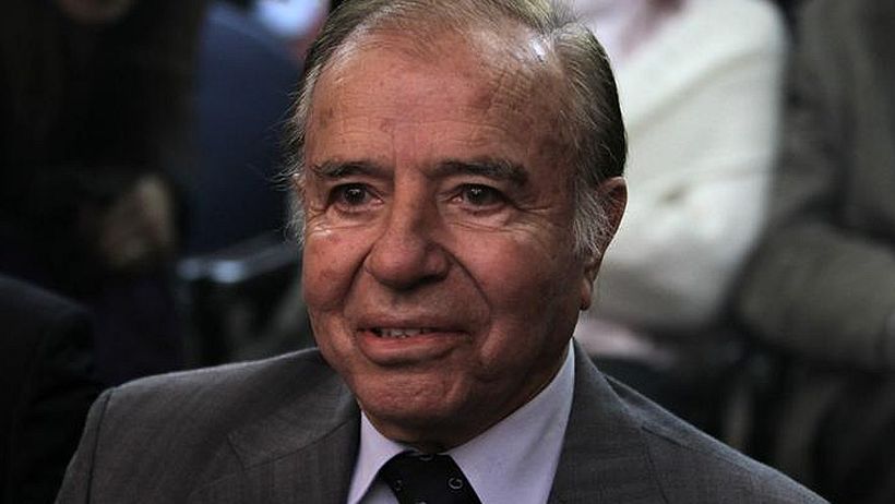 Carlos Menem fue internado en Argentina por una fuerte neumonía