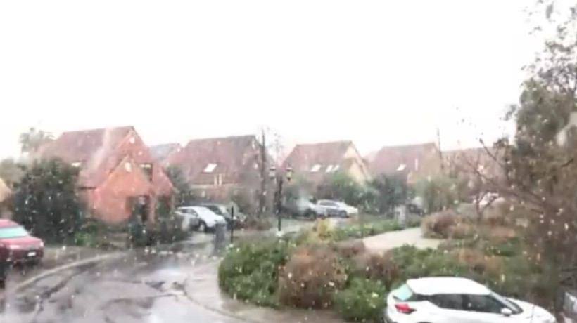 [VIDEO] Reportan caída de nieve en Lo Barnechea