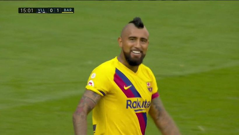 [VIDEO] Mira el golazo de Vidal que inauguró el marcador en el encuentro entre Barcelona y el Valladolid