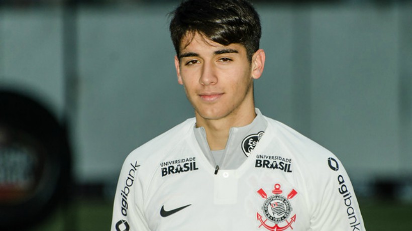 Ángelo Araos fue figura en primer triunfo de Corinthians en el Brasileirao