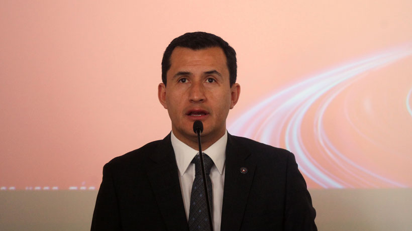 Enrique Osses fue despedido como jefe de la Comisión de Árbitros