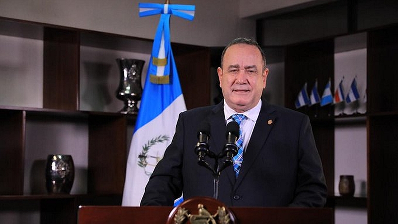 Presidente de Guatemala tras dar positivo: 