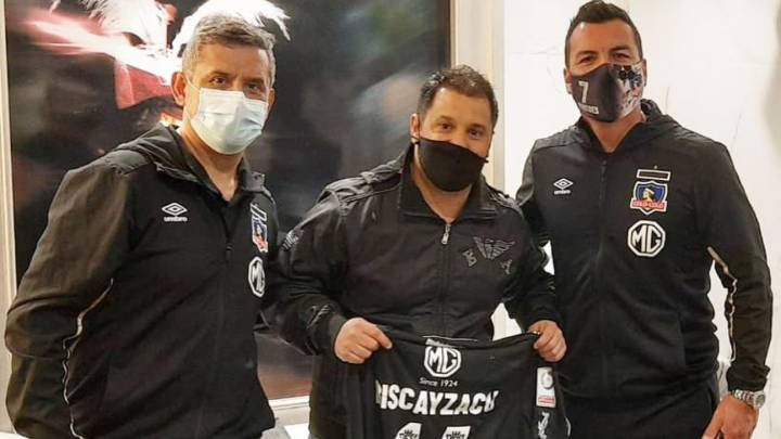 Peñarol presentó una queja por visita de Biscayzacú a delegación de Colo Colo