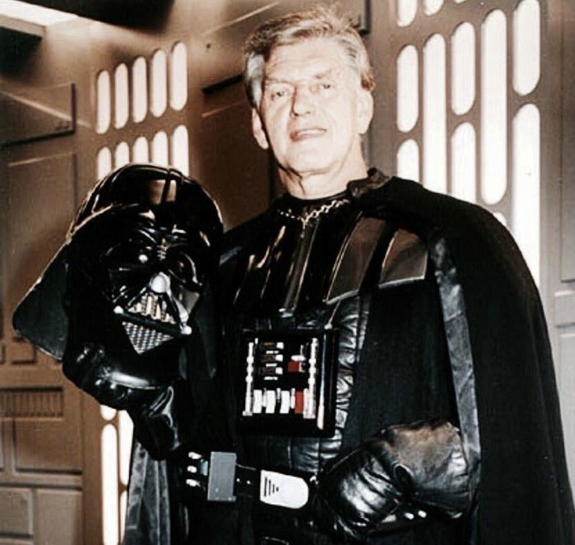 David Prowse, el actor que interpretó a Darth Vader, murió a los 85 años