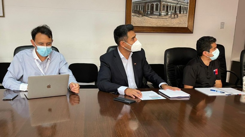 Delegado presidencial de Antofagasta se reunió con alcaldes de la