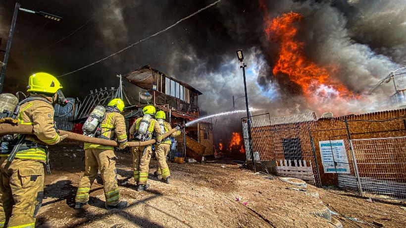 Municipalidad de Arica inició campaña solidaria en apoyo de las víctimas del incendio en Iquique