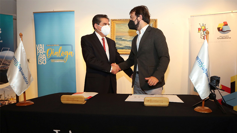 Sellan acuerdo para la expansión portuaria y el desarrollo del borde costero en Valparaíso