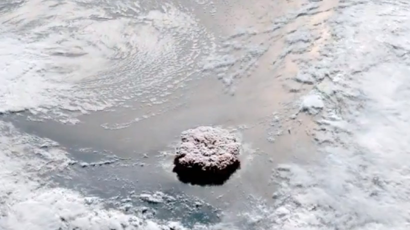 Revisa la imagen satelital de la erupción del volcán submarino que causó tsunami en Tonga