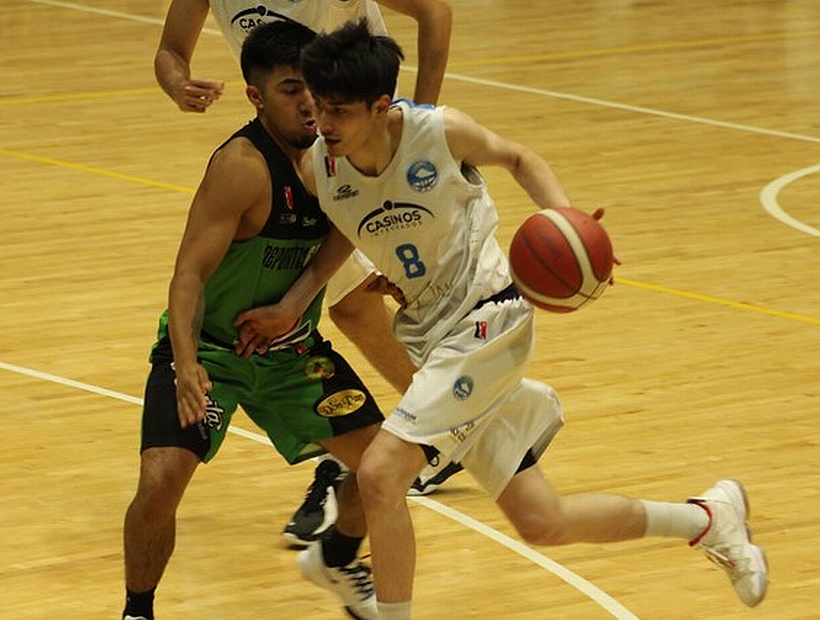 Atlético Puerto Varas perdió con ABA Ancud y le ganó a Castro en la Liga de Básquetbol
